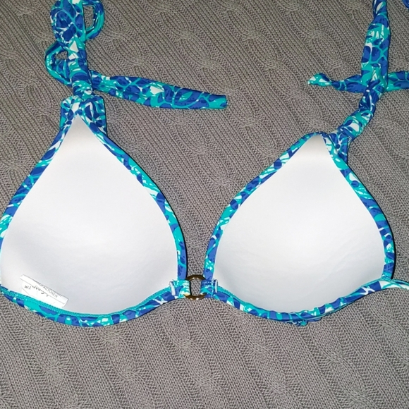 Bikini - Picture 5 of 6